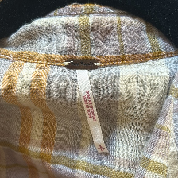 Free People Magical Plaid Button Top Blouse Shirt Yellow Floral Embroidered - Picture 12 of 12